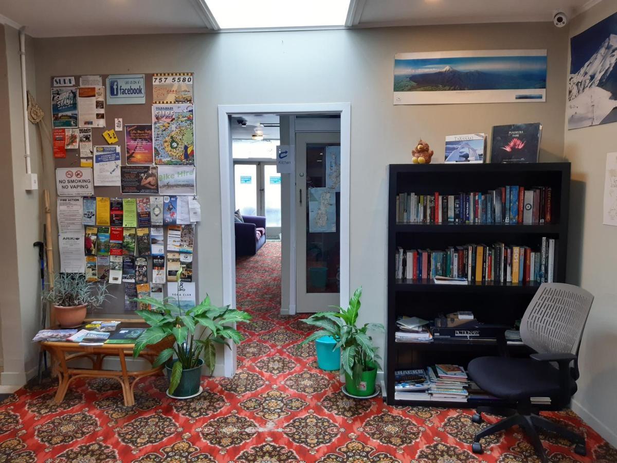 Ariki Backpackers Vandrarhem New Plymouth Exteriör bild